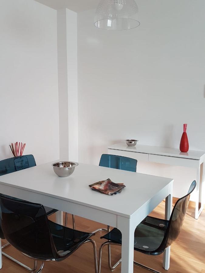 Central Apartment Con Tre Camere Da Letto Locorotondo Exteriör bild